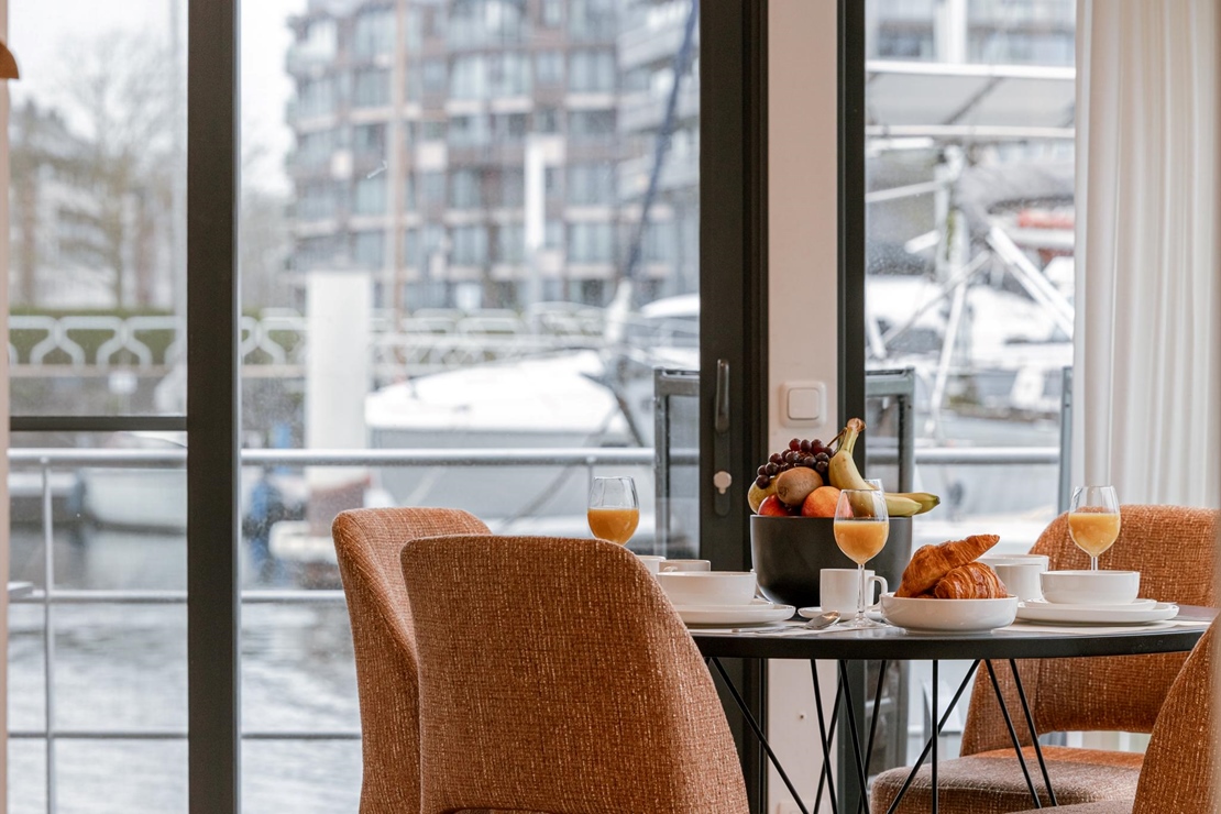 Houseboat - holiday apartment in Oostende